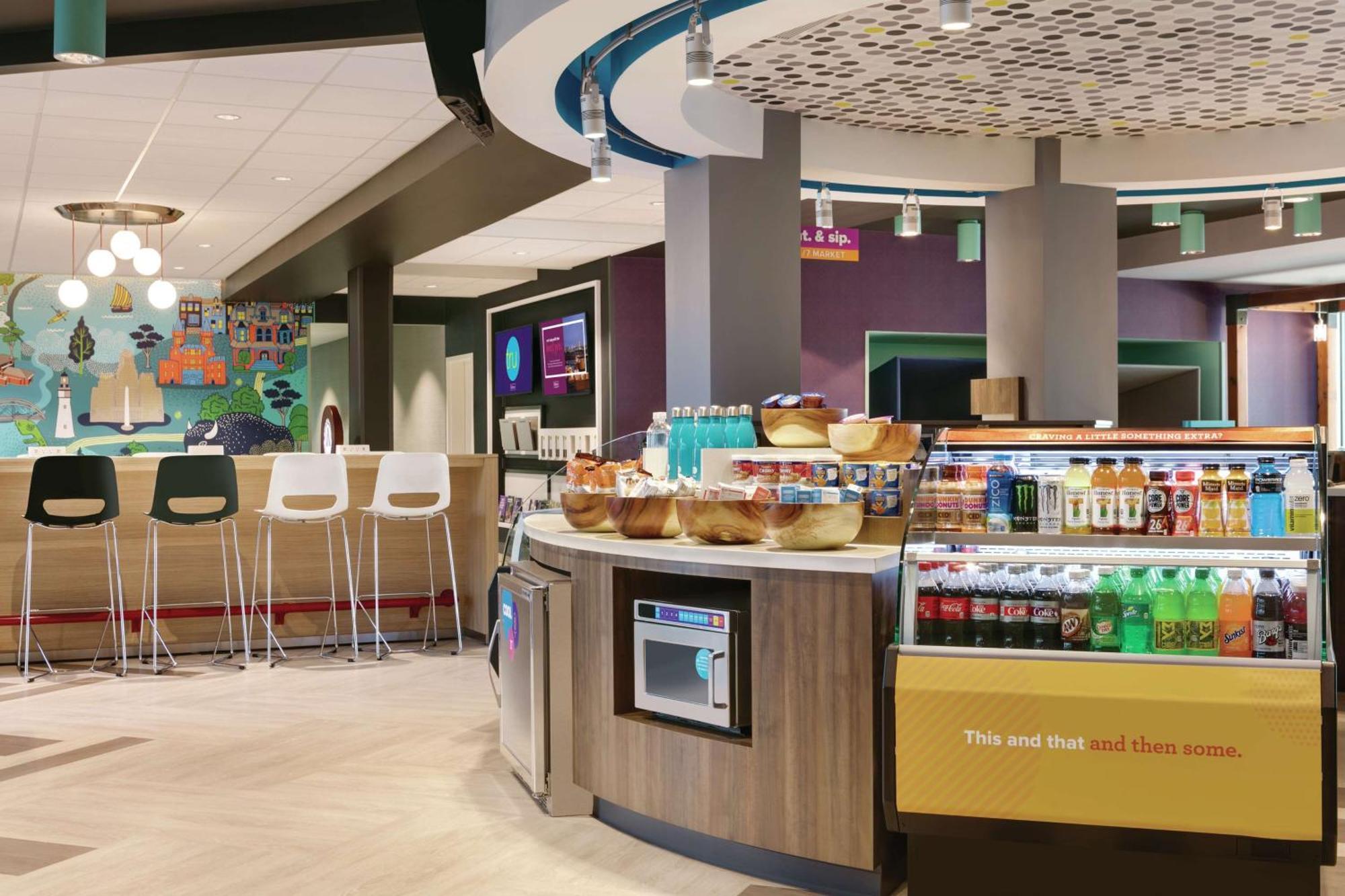 Tru By Hilton Buffalo Airport Hotel